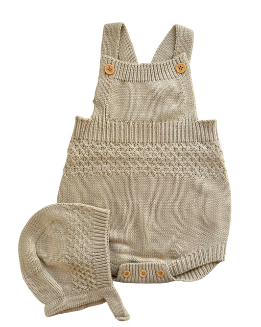 Salopette in lana con cuffietta beige