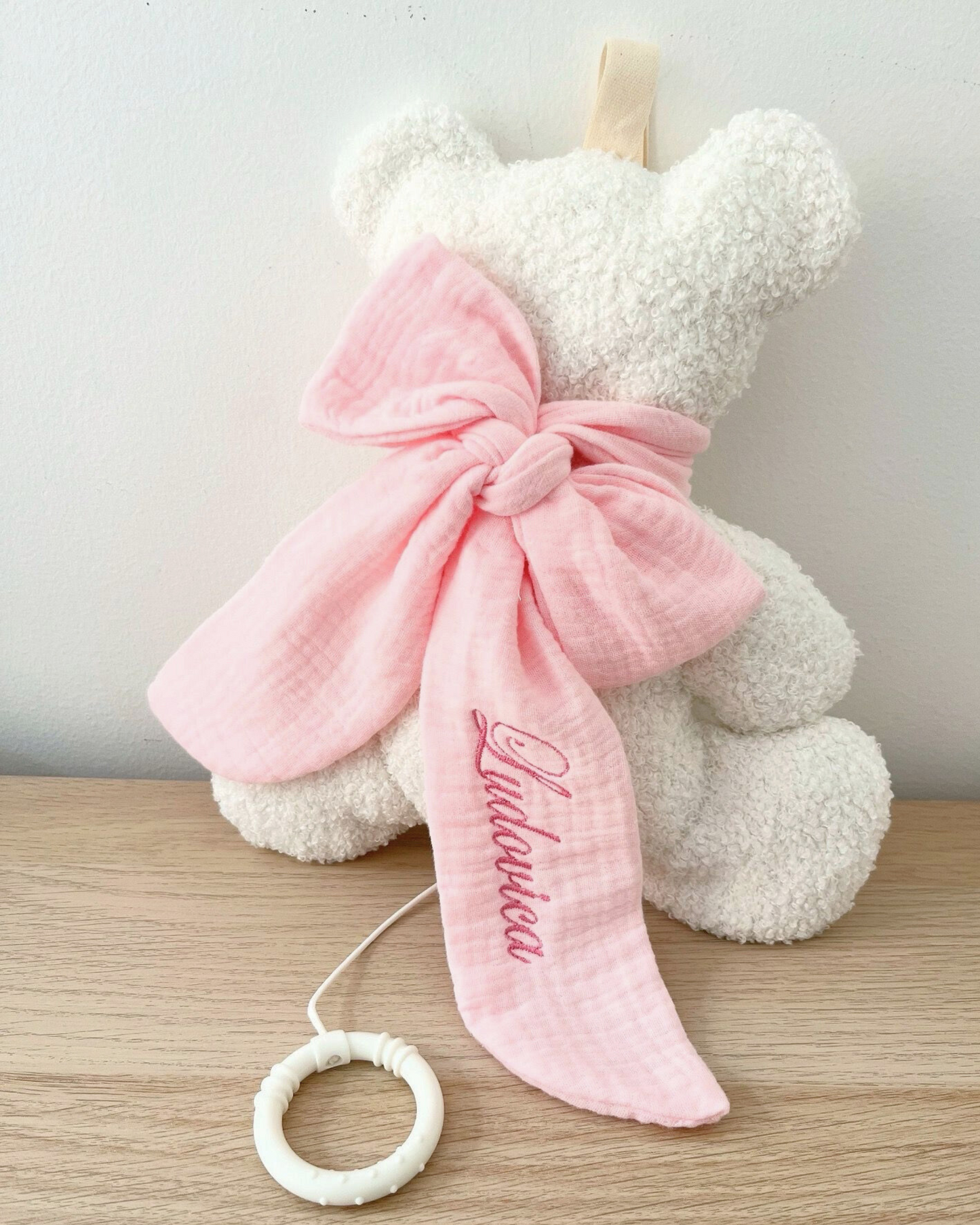 Carillon teddy con fiocco